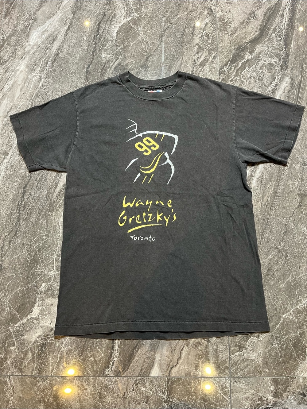 Vintage 90s Wayne Gretzky Restaurant T Shirt Medium Single Stitch Fade Hanes NHL